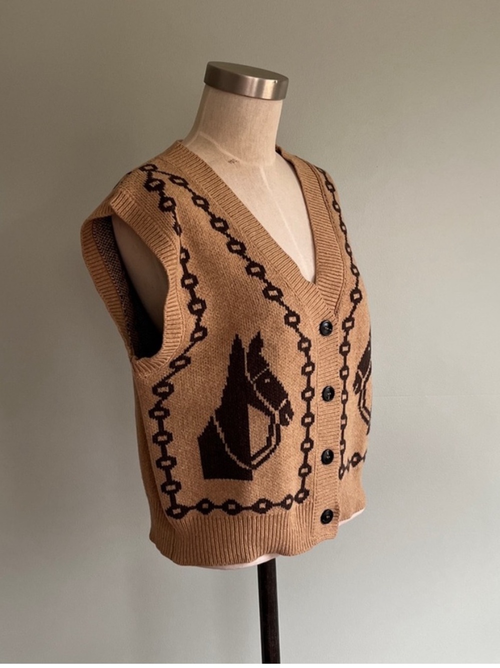 Anthology MOON RIVER JACQUARD V-NECK CARDIGAN SWEATER VEST - Picture 5 of 7